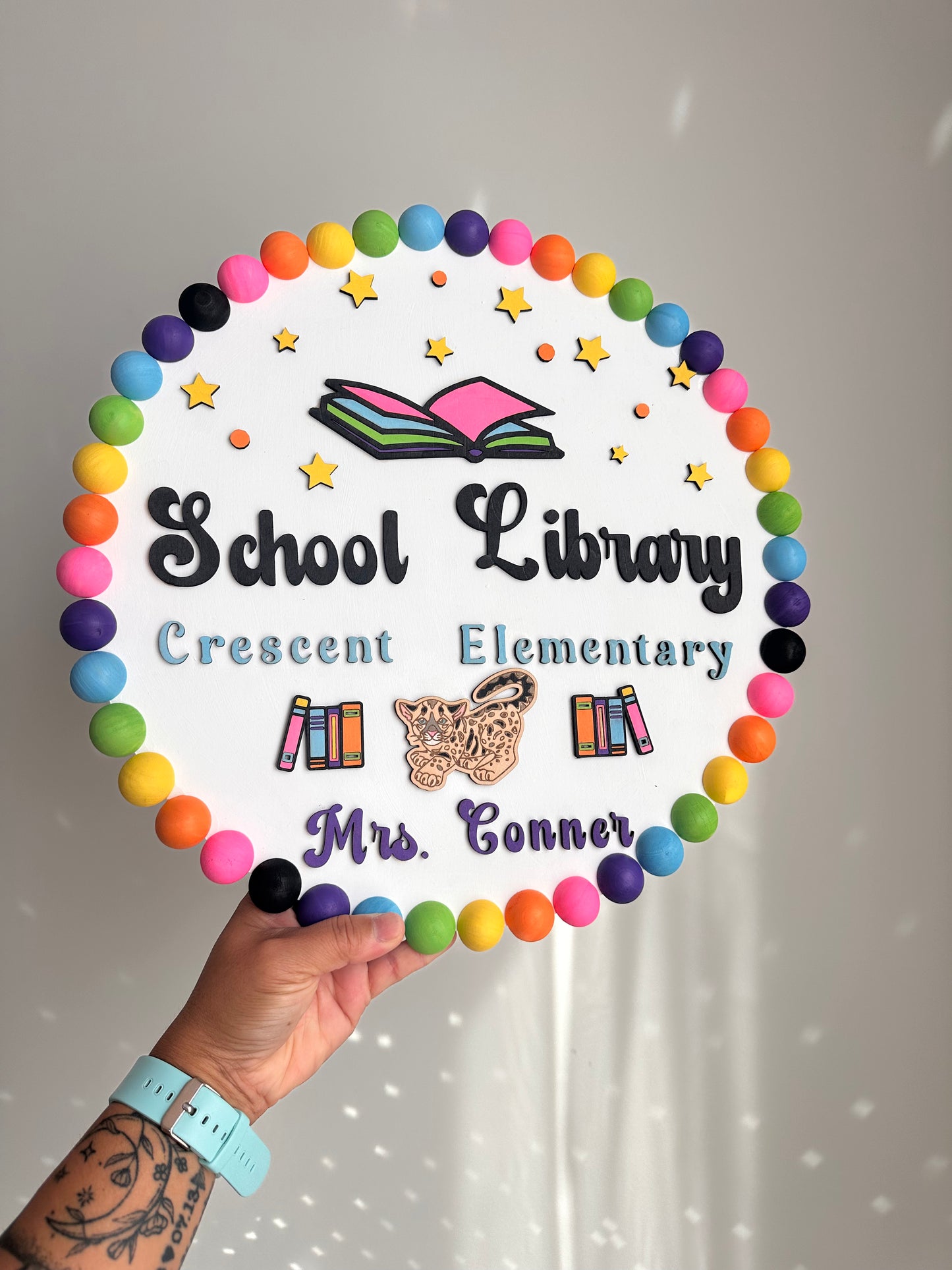 Custom Teacher & School Staff Signs – 14” Round